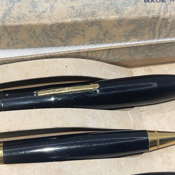 Vintage Comet Fountain Pen 14kt gold Fine nib, Pencil & Pen Set in Box - Picture 8 of 10